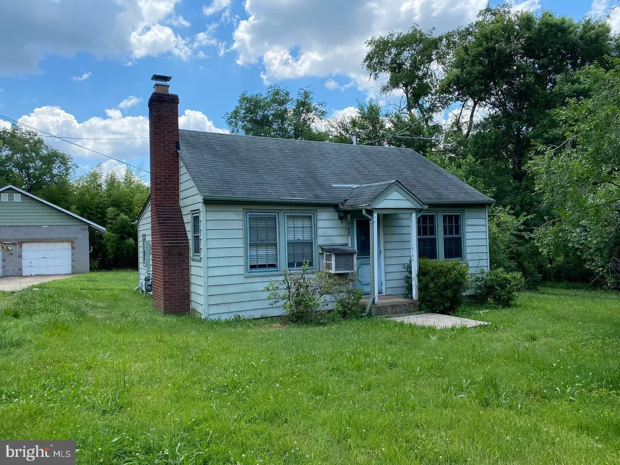 Washington Metro Area Real Estate | View 4825 Franconia Rd | 2 Beds
