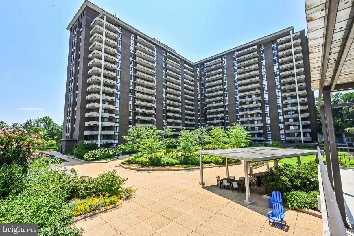 Washington Metro Area Real Estate | View 1800 Old Meadow Rd, 1712a | 3 Beds