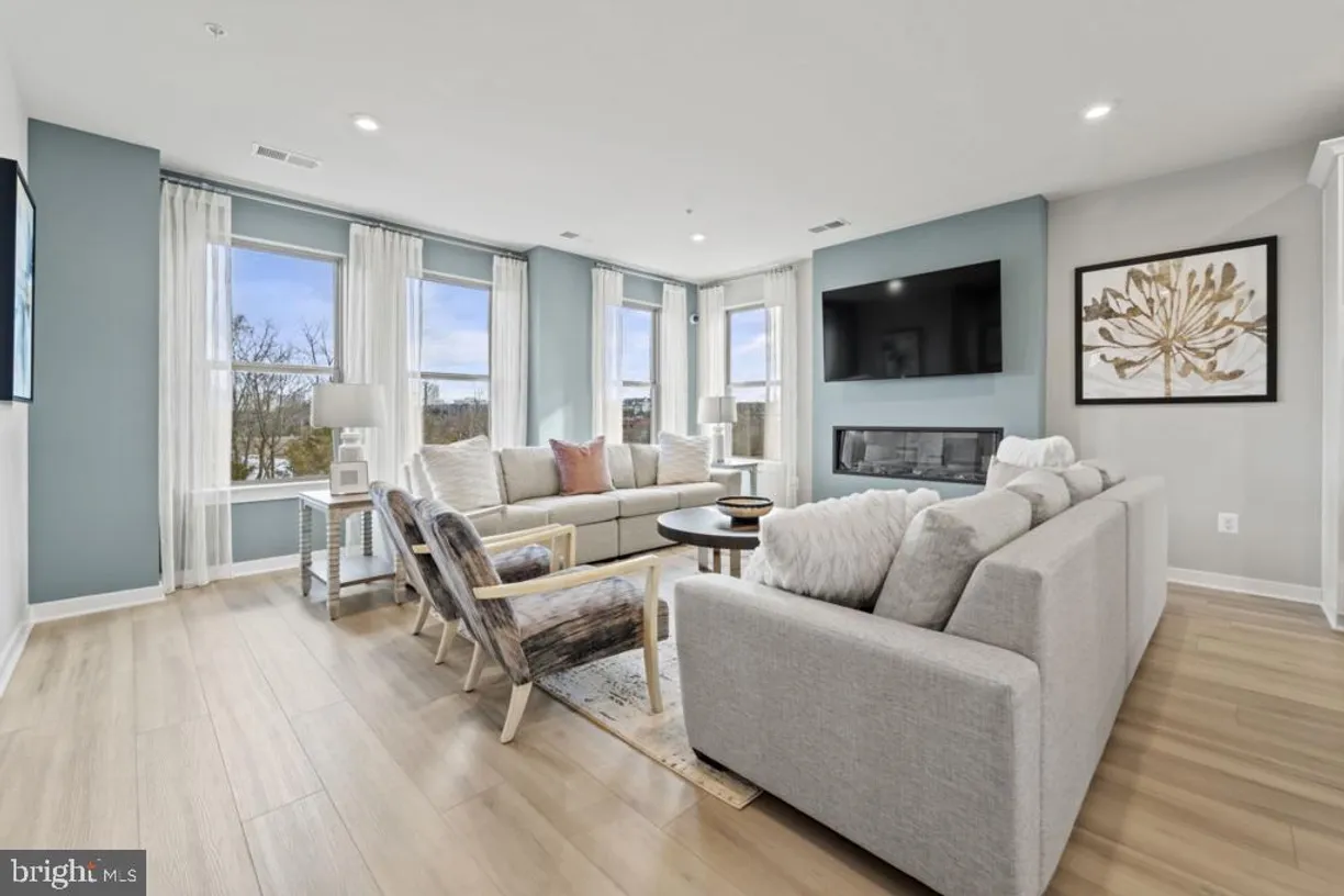 Washington Metro Area Real Estate | View 2480 Connector Aly | 3 Beds, 2 Baths
