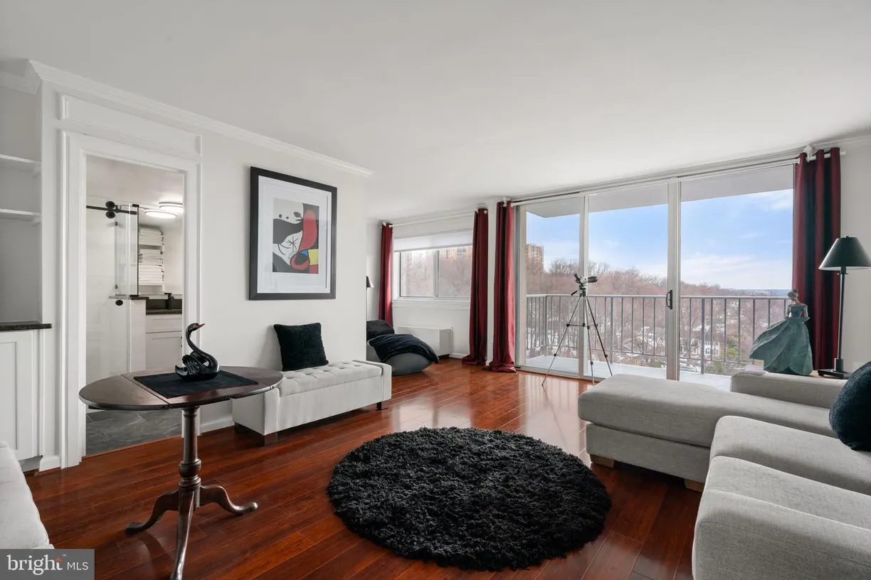 Washington Metro Area Real Estate | View 2059 Huntington Ave, 1208 | Listing