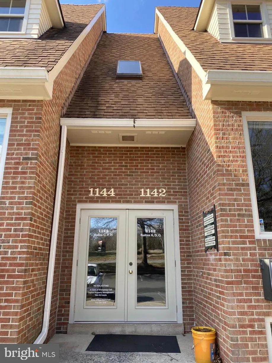 Washington Metro Area Real Estate | View 1142 Walker Rd, g
