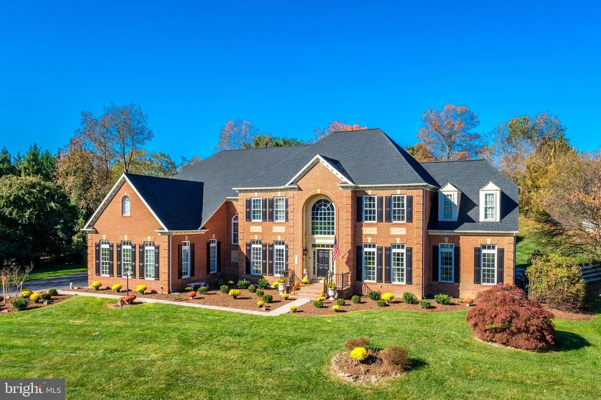Washington Metro Area Real Estate | View 816 Polo Pl | 7 Beds, 6 Baths