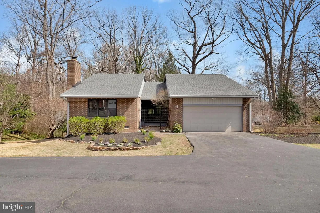 Washington Metro Area Real Estate | View 10328 Eclipse Ln | Listing