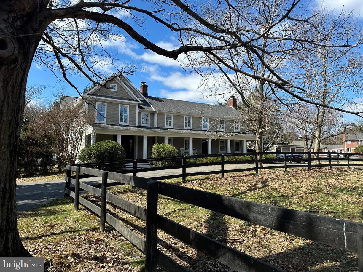 Washington Metro Area Real Estate | View 428 Walker Rd | 4 Beds, 4 Baths