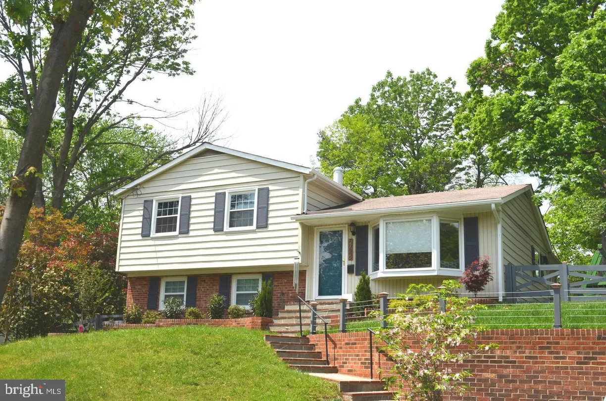 Washington Metro Area Real Estate | View 5728 Overly Dr | 4 Beds