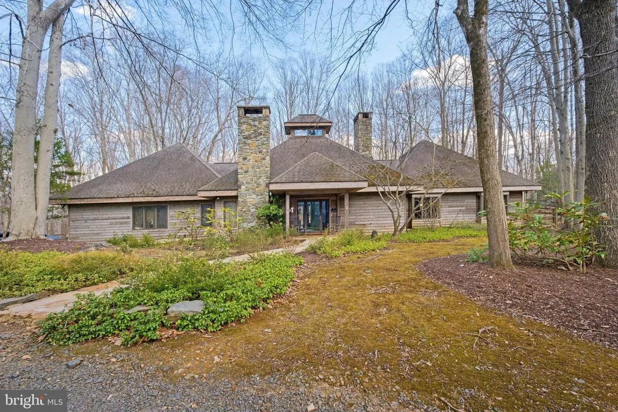 Washington Metro Area Real Estate | View 101 Jefferson Run Rd | Listing