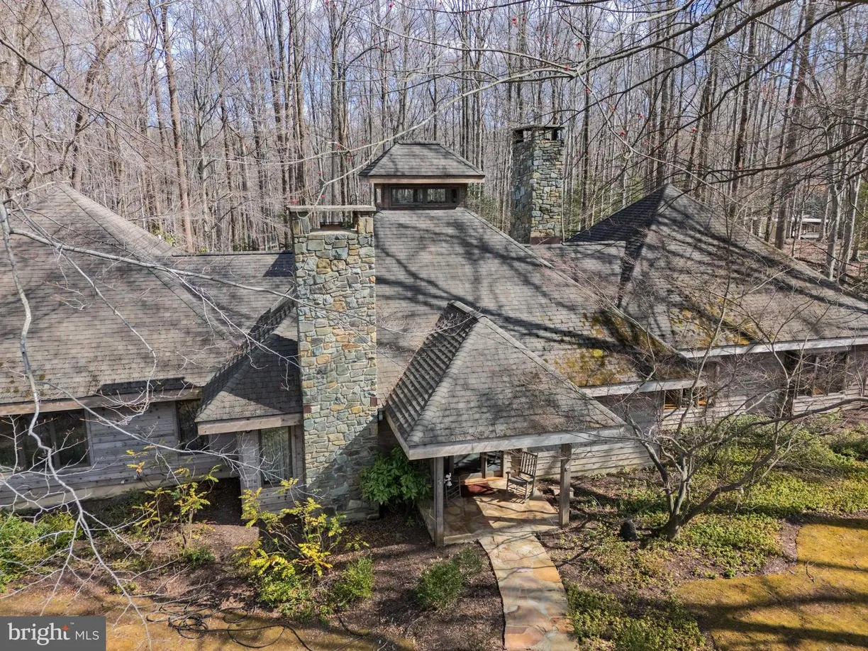 Washington Metro Area Real Estate | View 101 Jefferson Run Rd | Listing