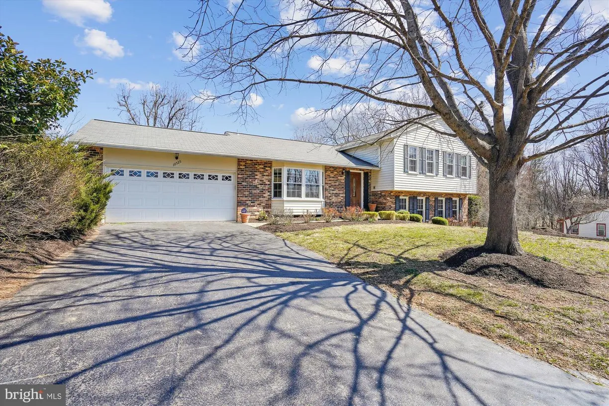 Washington Metro Area Real Estate | View 10525 Brevity Dr | 5 Beds, 3 Baths