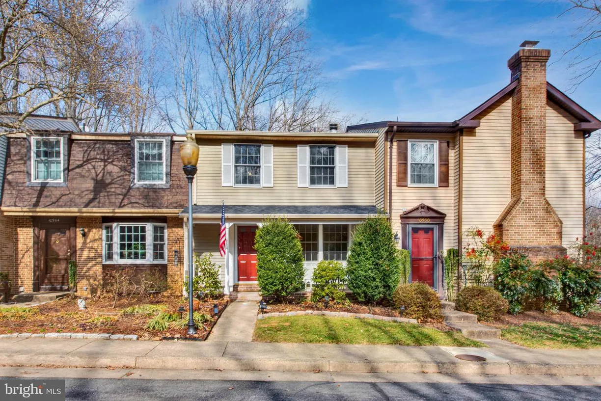 Washington Metro Area Real Estate | View 10902 Barton Hill Ct | 4 Beds, 3 Baths