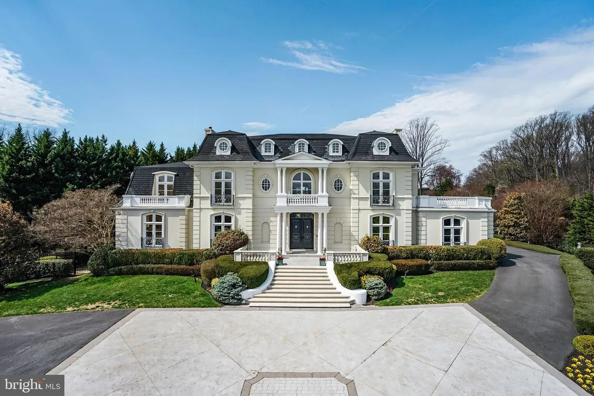 Washington Metro Area Real Estate | View 8023 Georgetown Pike | 6 Beds, 7 Baths