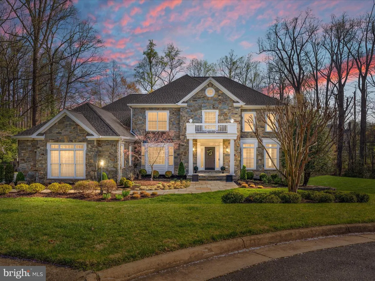 Washington Metro Area Real Estate | View 10554 Fox Forest Dr | 4 Beds, 4 Baths