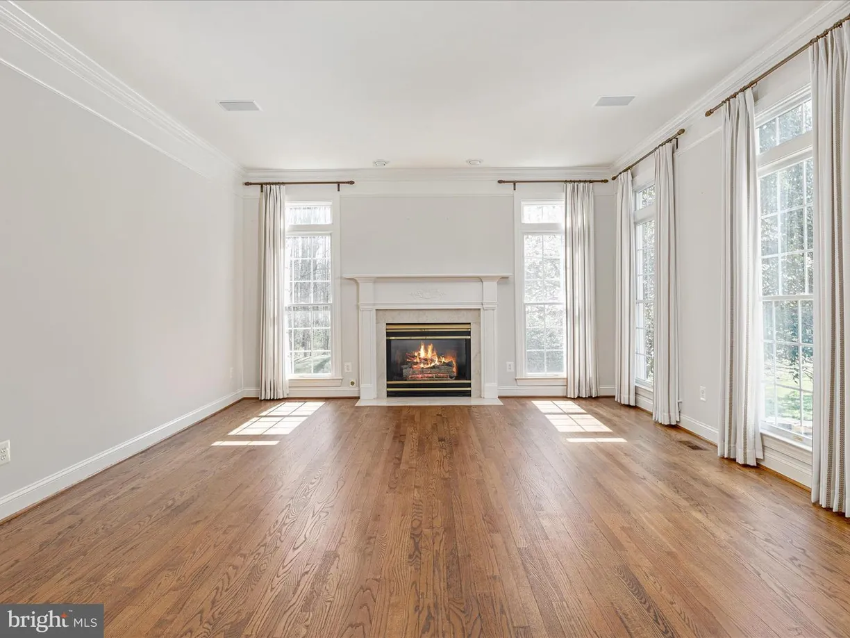 Washington Metro Area Real Estate | View 10554 Fox Forest Dr | Listing