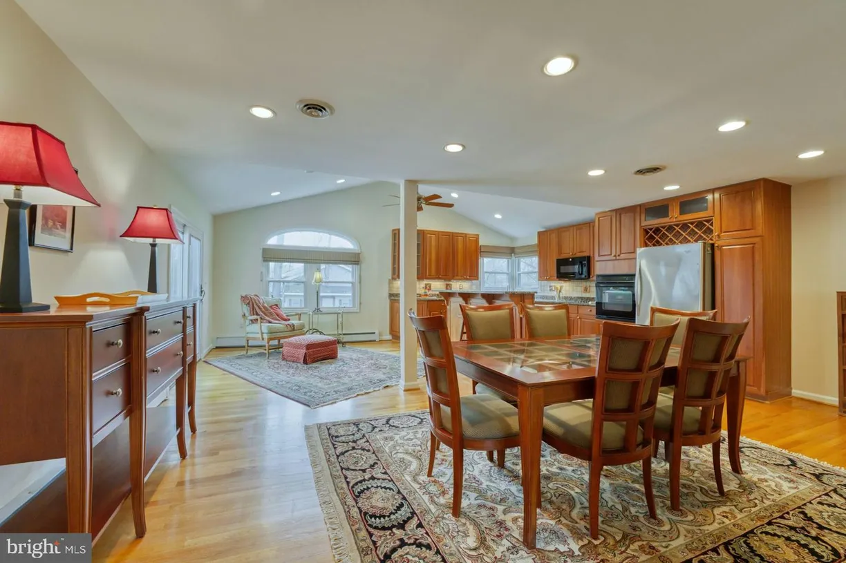 Washington Metro Area Real Estate | View 1100 Springvale Rd | 3 Beds, 2 Baths