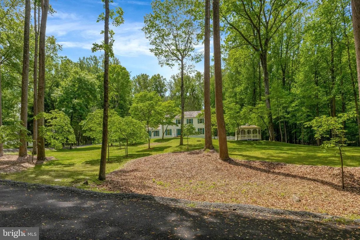 Washington Metro Area Real Estate | View 9201 Potomac Woods Ln | Listing