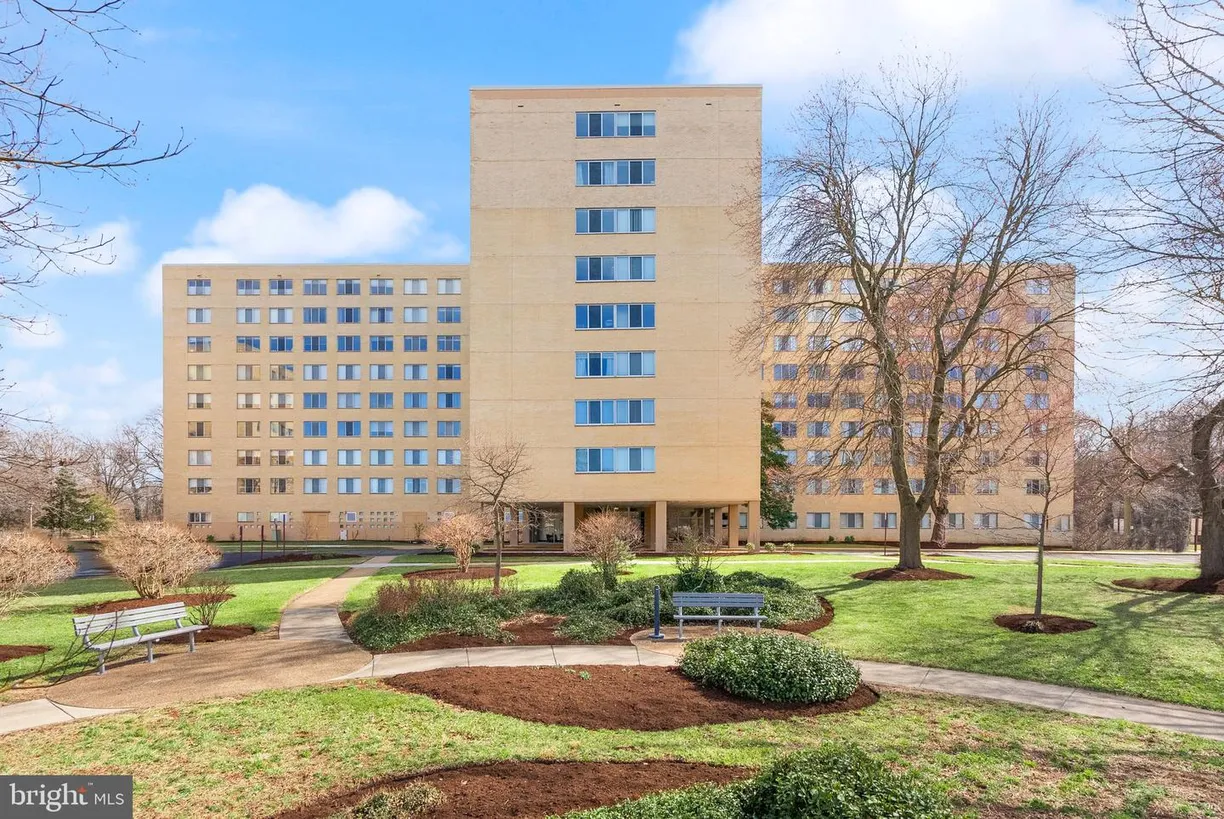 Washington Metro Area Real Estate | View 6631 Wakefield Drive, 213a | 1 Bath