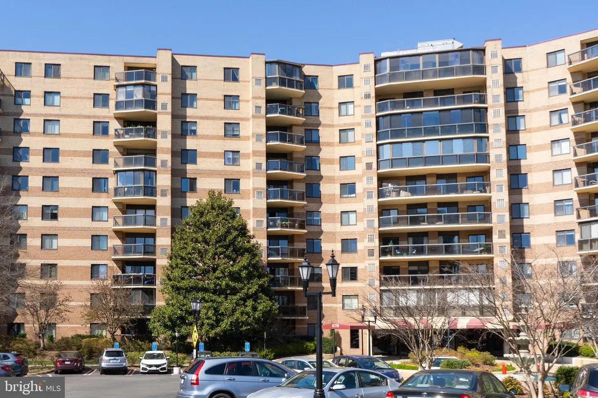 Washington Metro Area Real Estate | View 8370 Greensboro Dr, 705 | 2 Beds