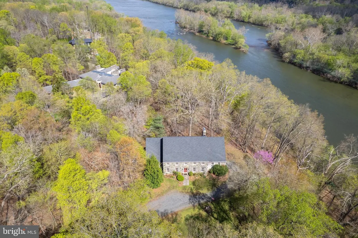 Washington Metro Area Real Estate | View 121 Yarnick Rd | Listing