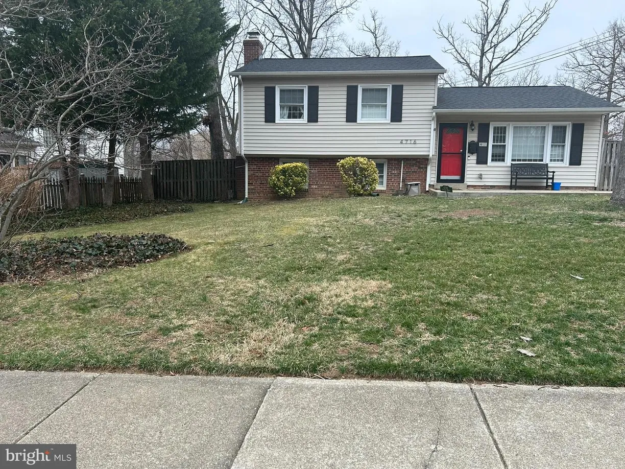 Washington Metro Area Real Estate | View 4716 Upland Dr | 3 Beds