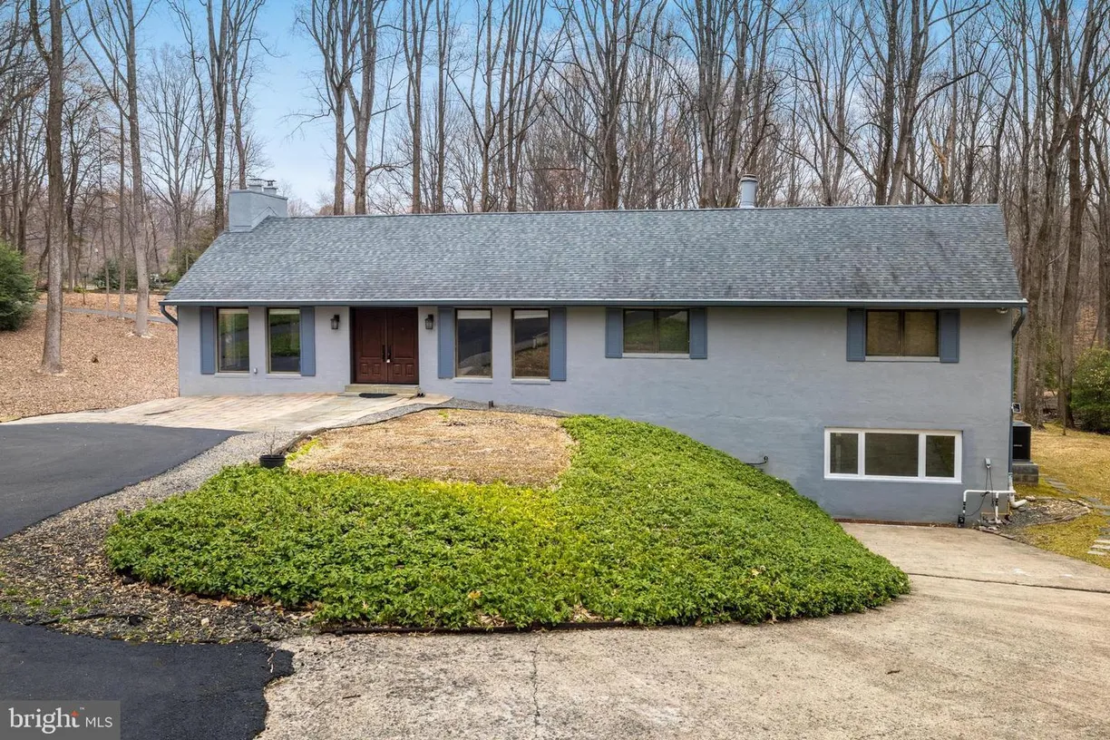 Washington Metro Area Real Estate | View 247 Springvale Rd | Listing