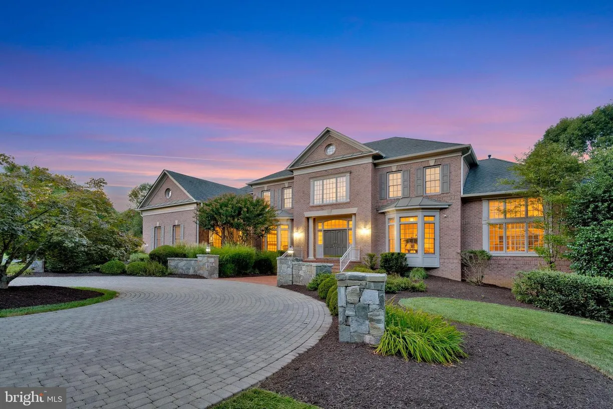 Washington Metro Area Real Estate | View 731 Strawfield Ln | Listing
