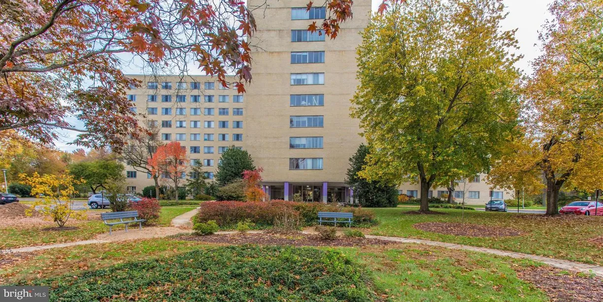 Washington Metro Area Real Estate | View 6631 Wakefield Dr, 507 | 1 Bed, 1 Bath