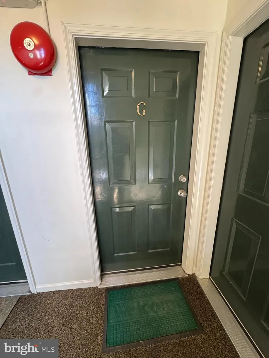 Washington Metro Area Real Estate | View 7522 Snowpea Ct, g | 2 Beds, 2 Baths