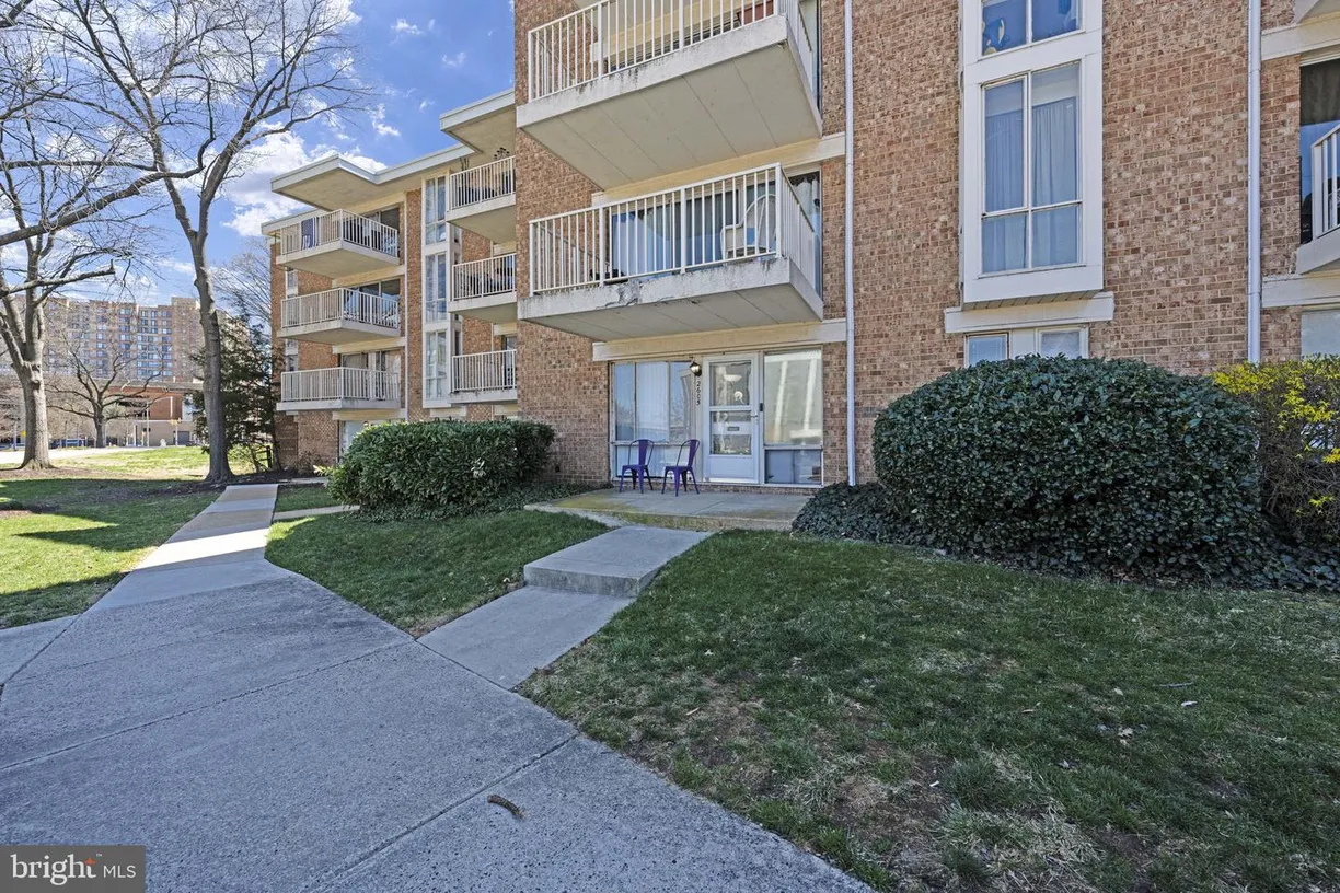 Washington Metro Area Real Estate | View 2605 Huntington Ave, 66 | 1 Bed, 1 Bath