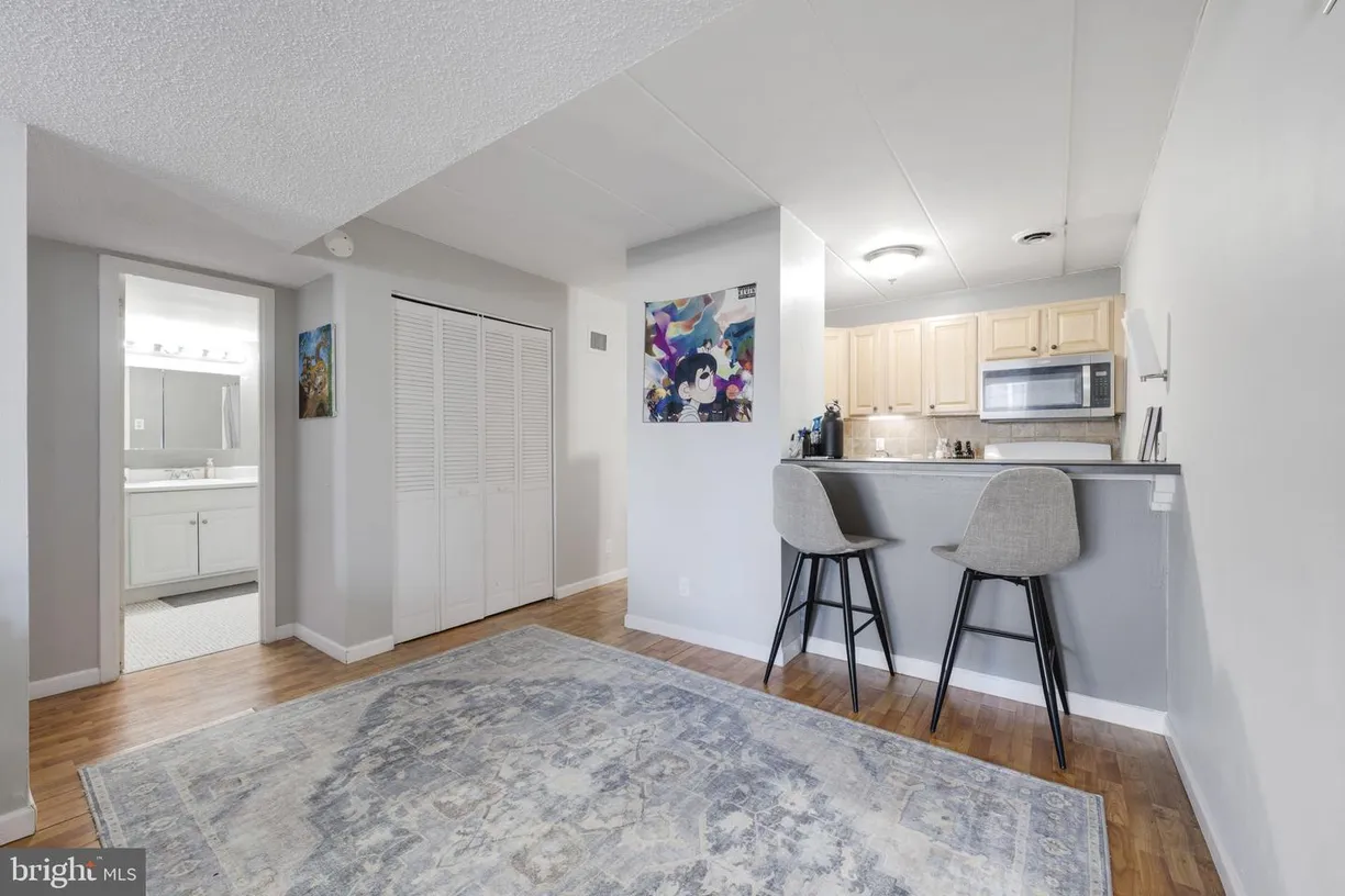 Washington Metro Area Real Estate | View 2605 Huntington Ave, 66 | Listing
