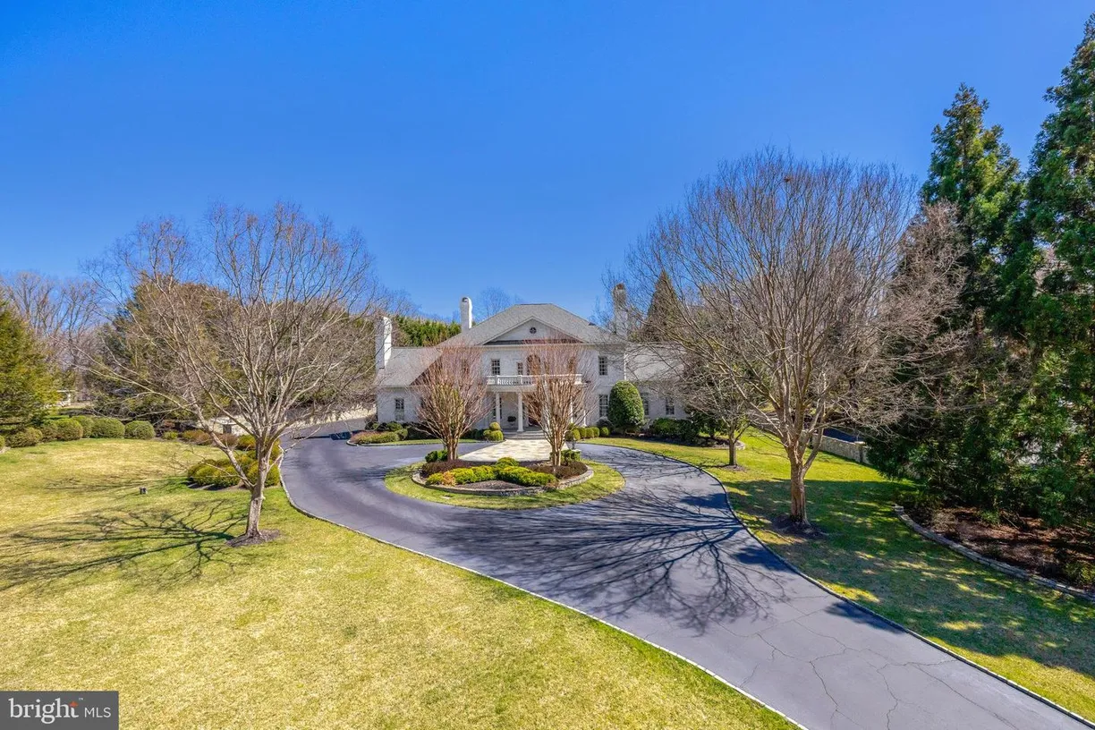 Washington Metro Area Real Estate | View 345 Springvale Rd | 5 Beds, 6 Baths