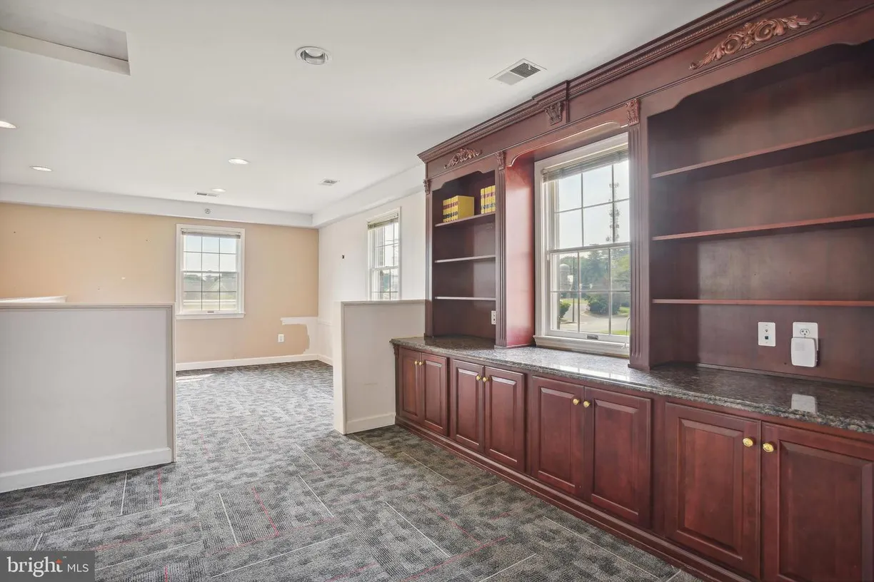 Washington Metro Area Real Estate | View 731 Walker Rd, a2 | Listing