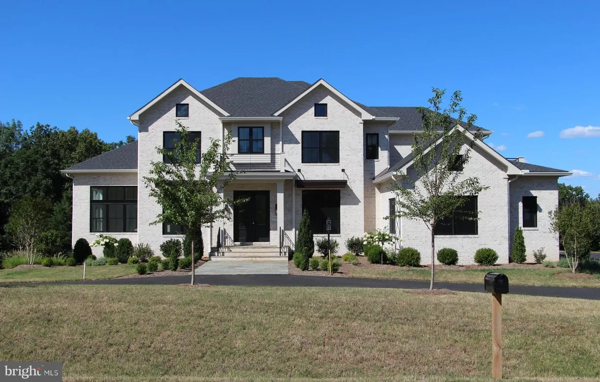 Washington Metro Area Real Estate | View 11108 B Corobon | 6 Beds, 6 Baths