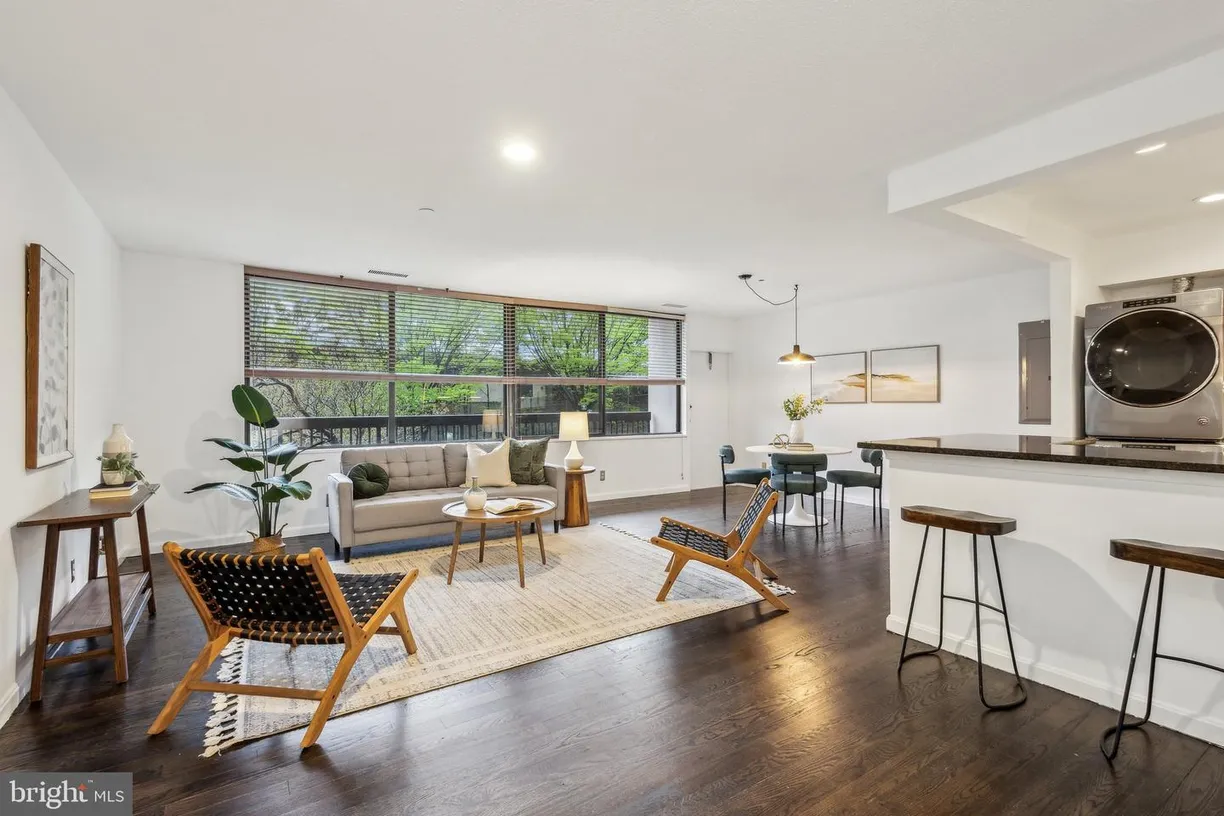 Washington Metro Area Real Estate | View 3713 S George Mason Dr, t15w | 1 Bed, 1 Bath