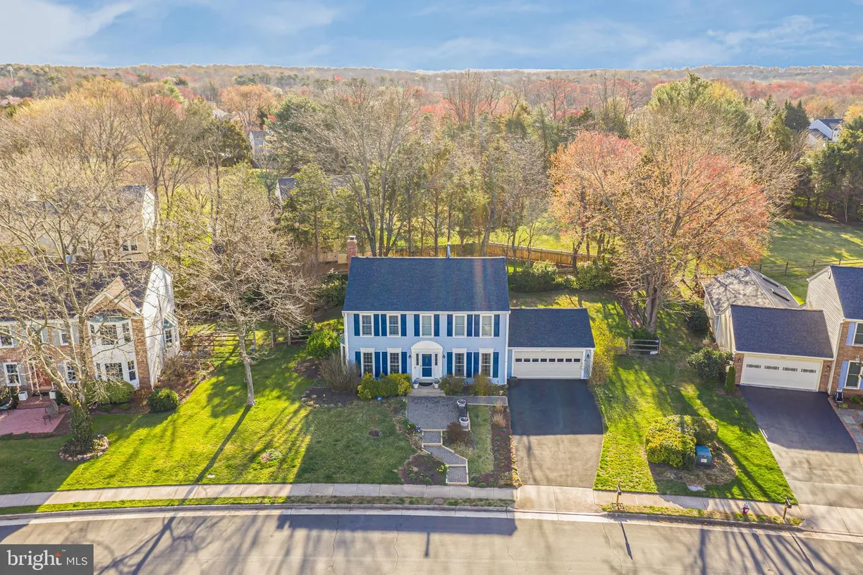 Washington Metro Area Real Estate | View 5215 Belle Plains Dr | 4 Beds, 3 Baths