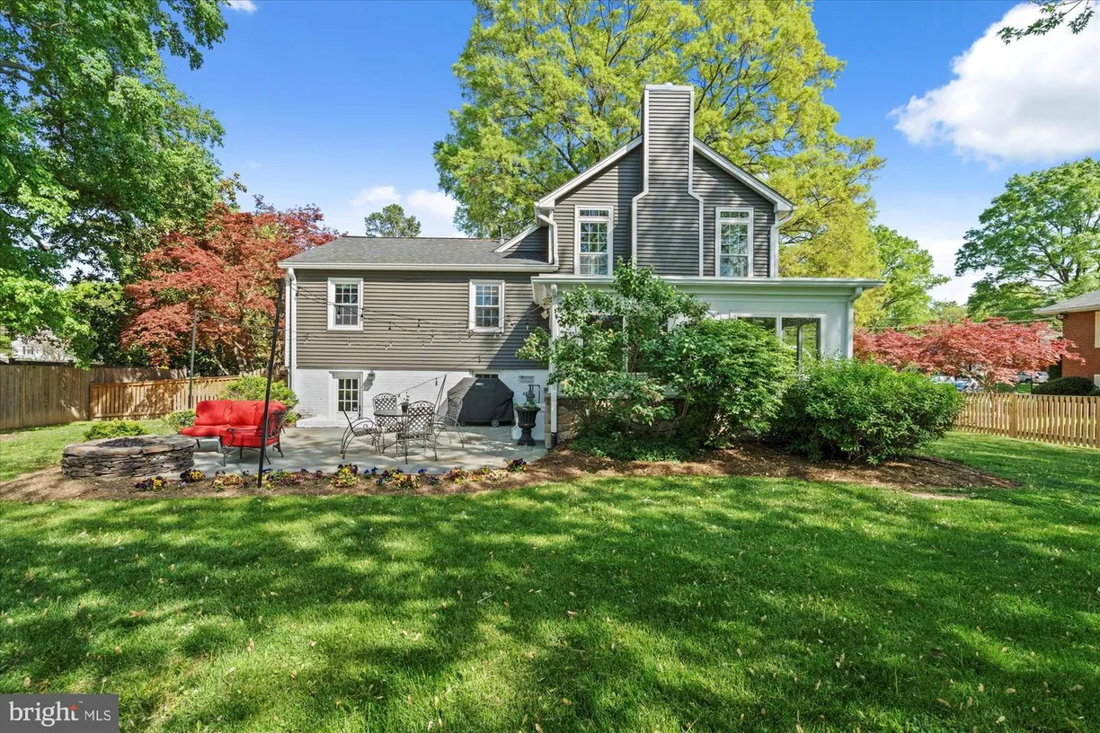 Washington Metro Area Real Estate | View 8402 Crossley Pl | Listing