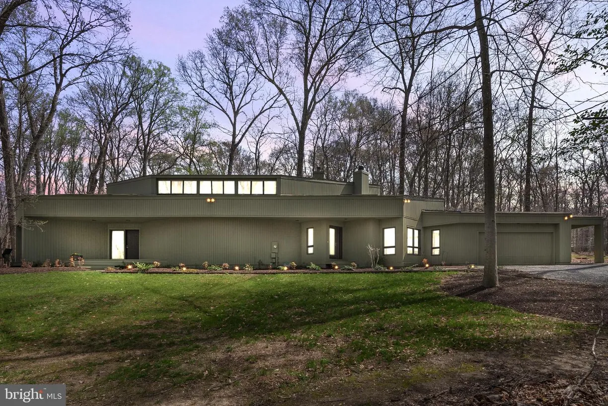 Washington Metro Area Real Estate | View 10116 Walker Woods Dr | 4 Beds, 2 Baths