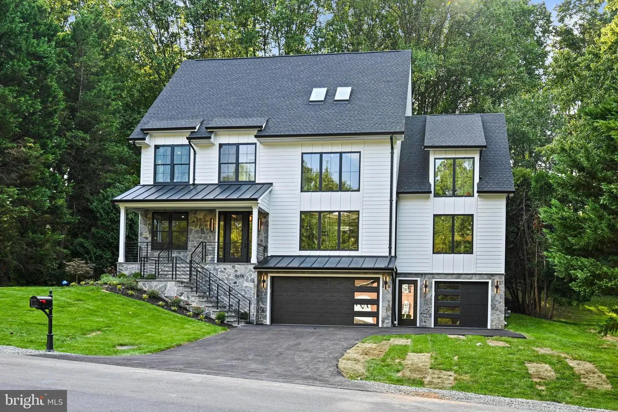 Washington Metro Area Real Estate | View 9615 Locust Hill Dr | 6 Beds, 4 Baths