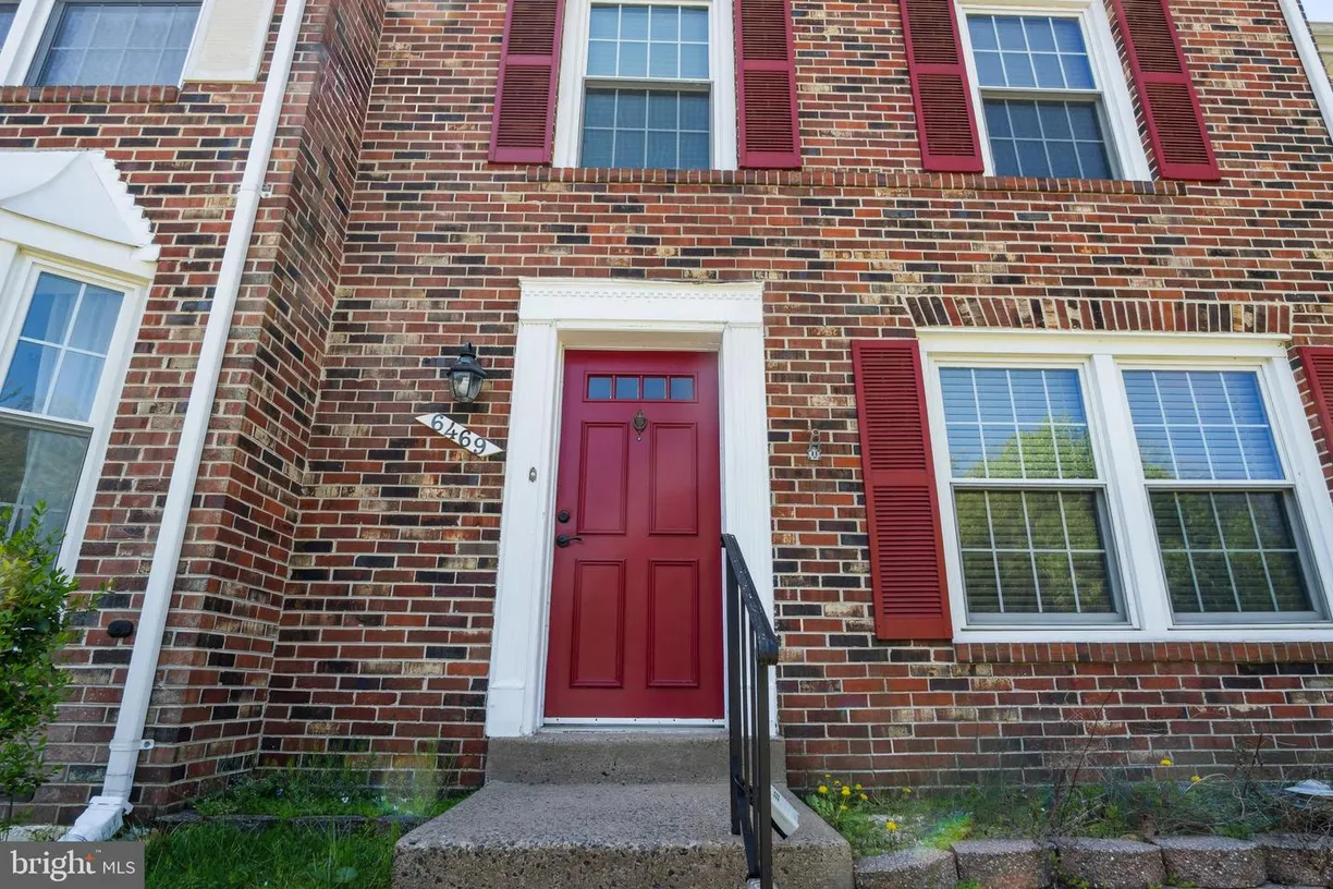 Washington Metro Area Real Estate | View 6469 Rockshire Ct | Listing