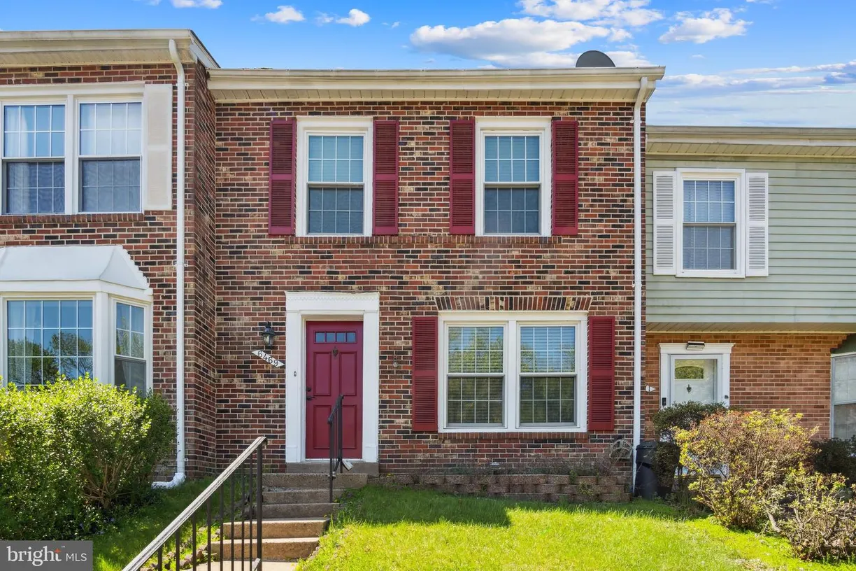 Washington Metro Area Real Estate | View 6469 Rockshire Ct | 3 Beds, 2 Baths