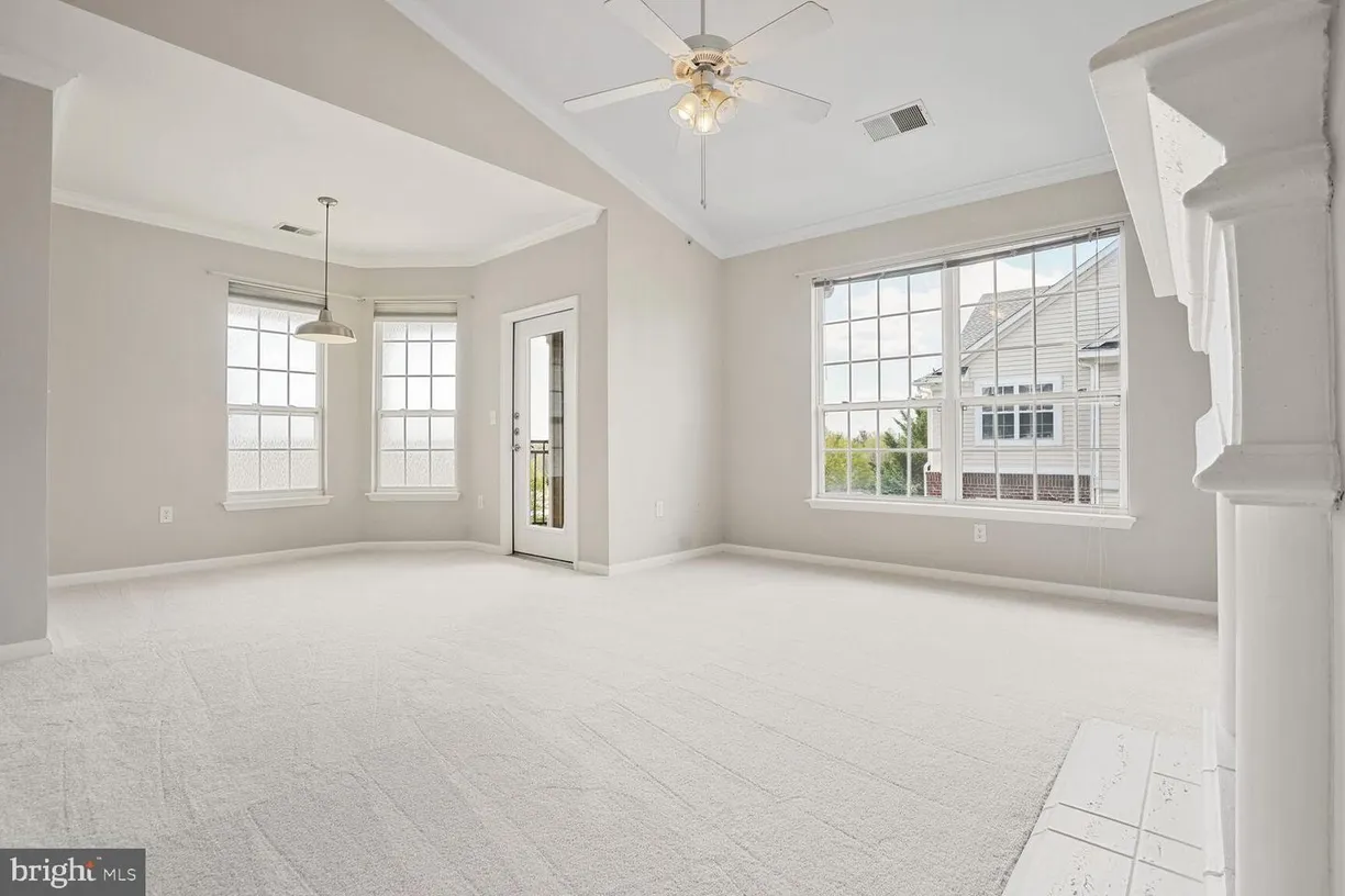 Washington Metro Area Real Estate | View 12937 Centre Park Cir, 407 | Listing