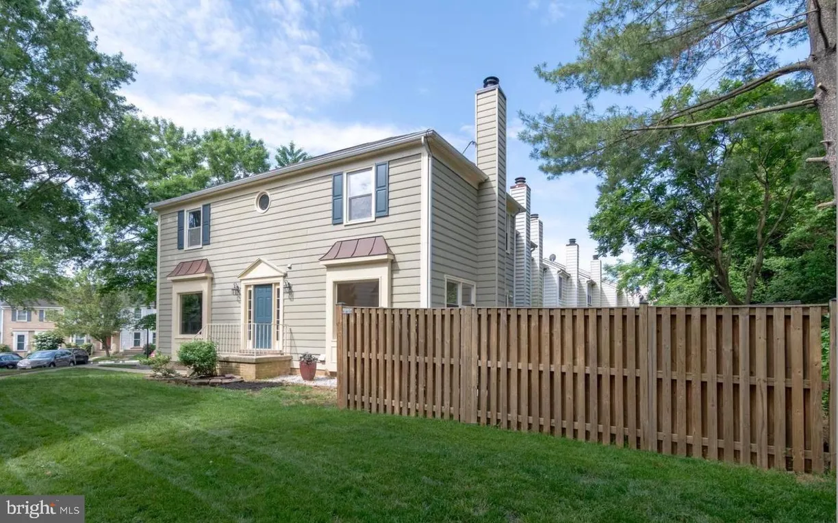 Washington Metro Area Real Estate | View 6120 Old Brentford Ct | 3 Beds