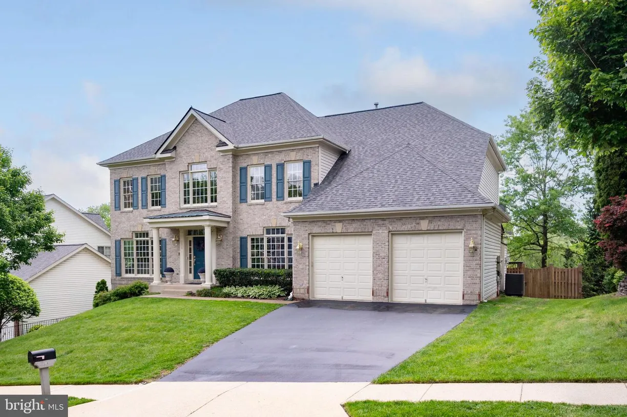 Washington Metro Area Real Estate | View 7018 Highland Meadows Ct | Listing