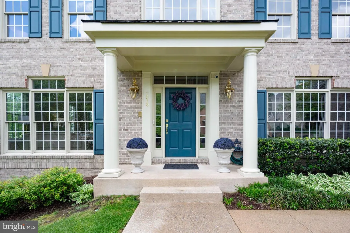 Washington Metro Area Real Estate | View 7018 Highland Meadows Ct | Listing