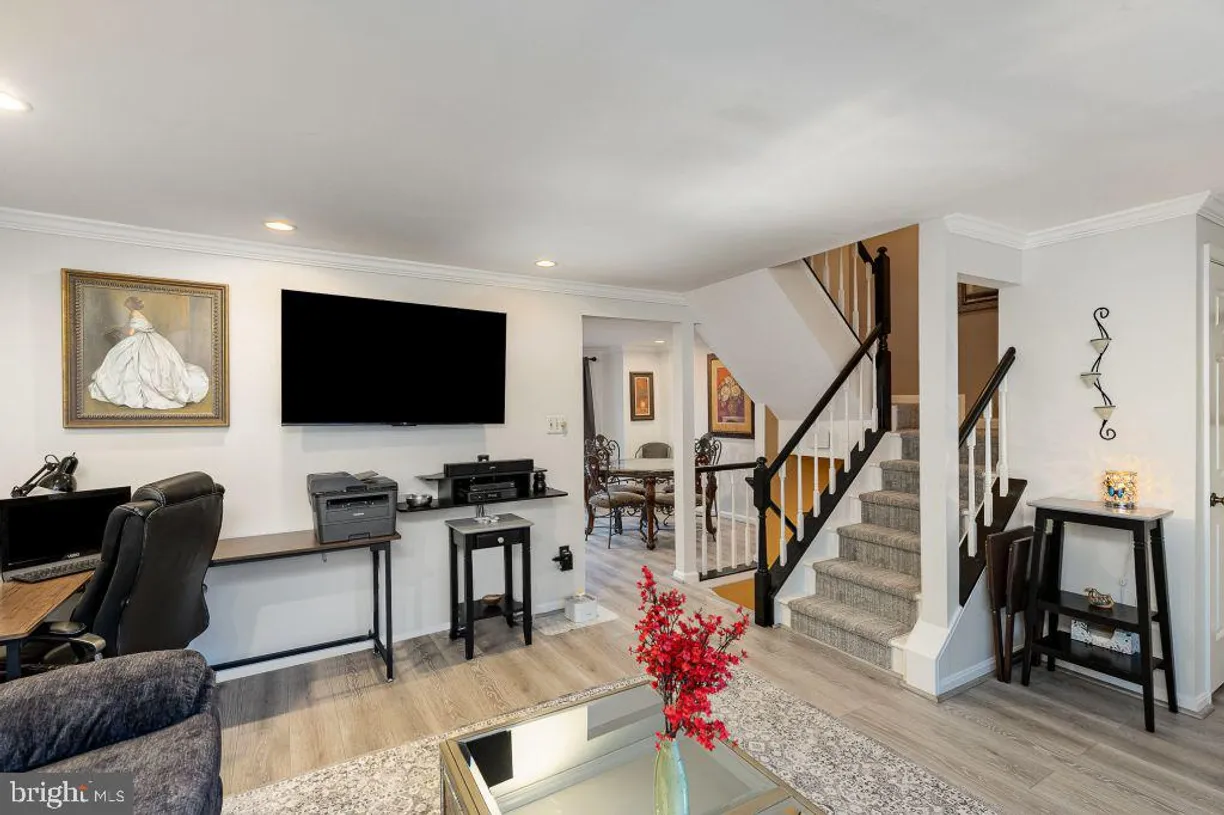 Washington Metro Area Real Estate | View 6638 Briarleigh Way | Listing