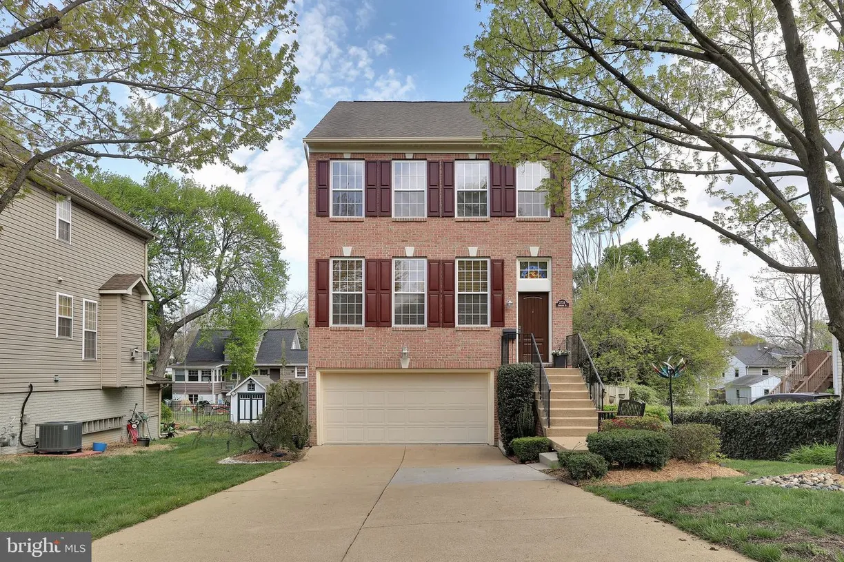 Washington Metro Area Real Estate | View 2728 Groveton St | Listing
