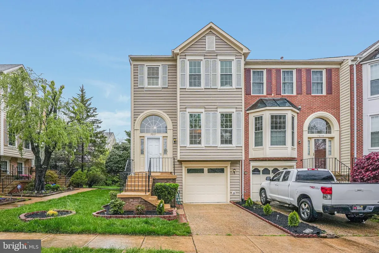 Washington Metro Area Real Estate | View 7017 Chesley Search Way | 4 Beds, 3 Baths