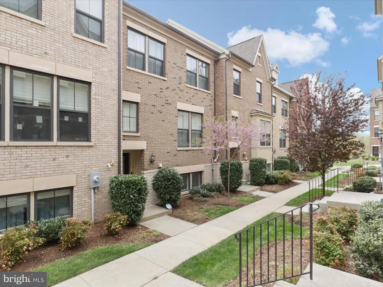 Washington Metro Area Real Estate | View 3702 Ambrose Hills Rd | 3 Beds