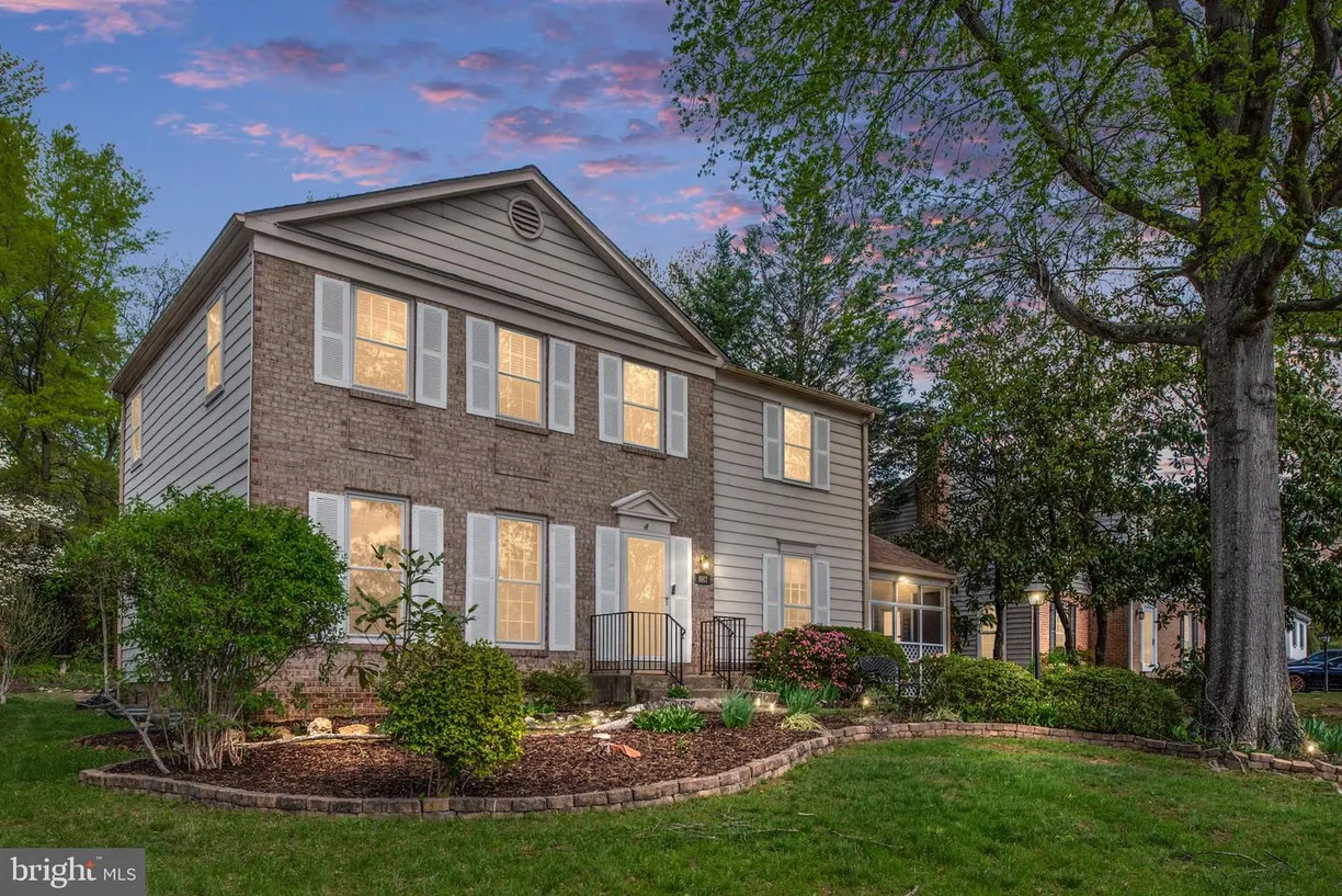 Washington Metro Area Real Estate | View 6917 Stoneybrooke Ln | 4 Beds, 2 Baths