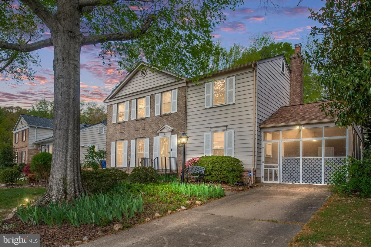 Washington Metro Area Real Estate | View 6917 Stoneybrooke Ln | Listing