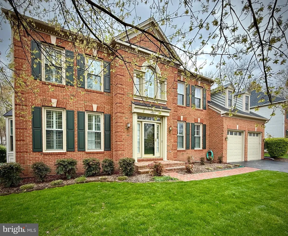 Washington Metro Area Real Estate | View 12985 Thistlethorn Dr | 4 Beds, 4 Baths