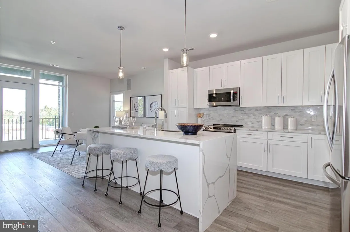 Washington Metro Area Real Estate | View 1761 Old Meadow Rd, 316 | 2 Beds